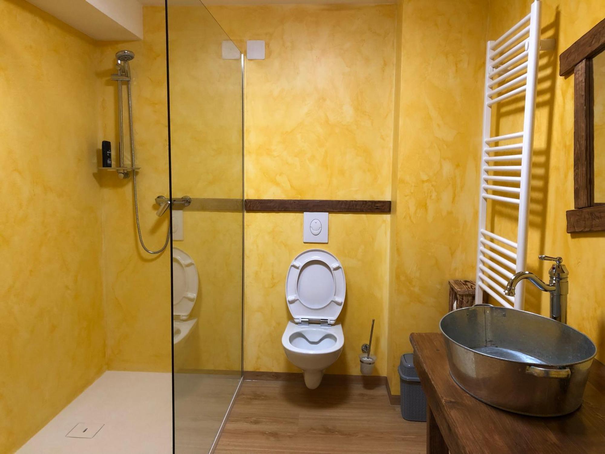 Hotel Vamis Gornji Petrovci Zimmer foto